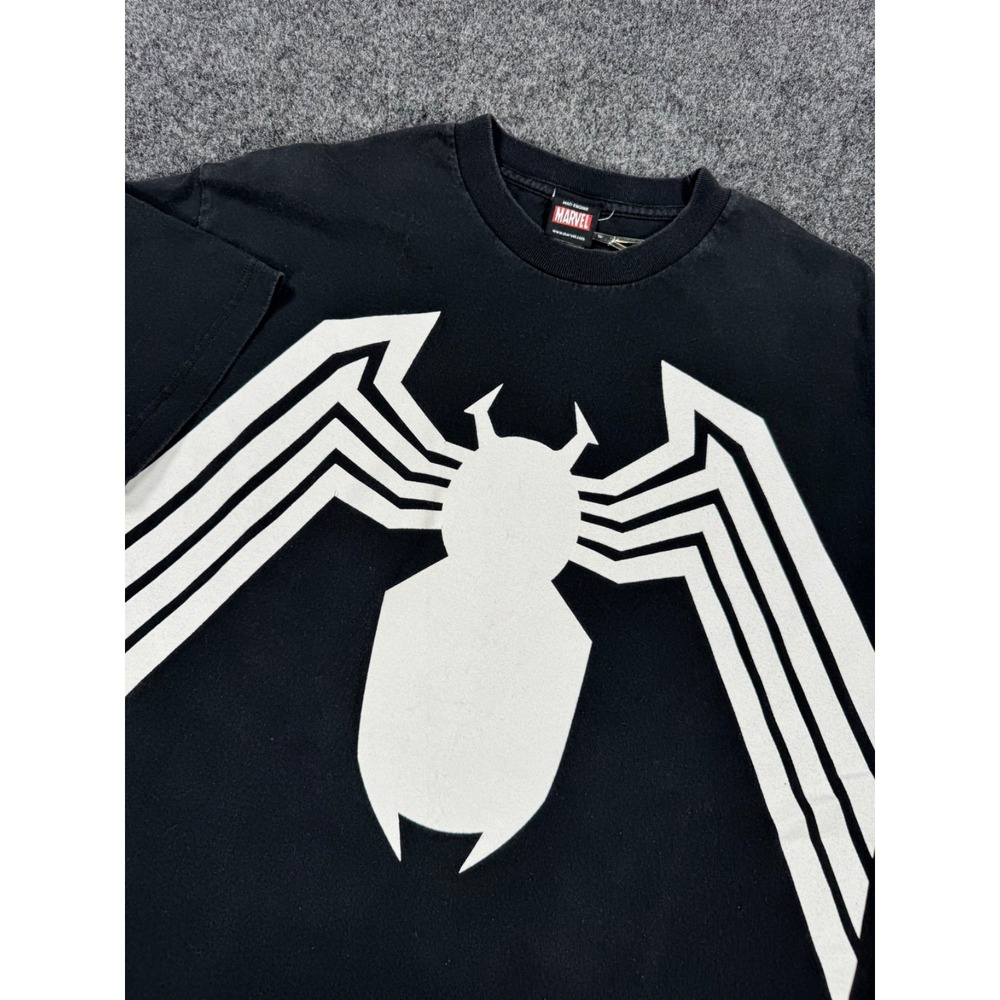 Y2K Marvel Venom Spider Logo T-Shirt Brand: Marvel / Mad Engine Size: Men's Lar